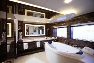 Yacht taTii - Master Ensuite